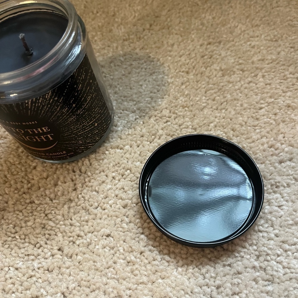 Bath & Body Works Into the Night Candle - Black and Gold - Picture 3 of 4